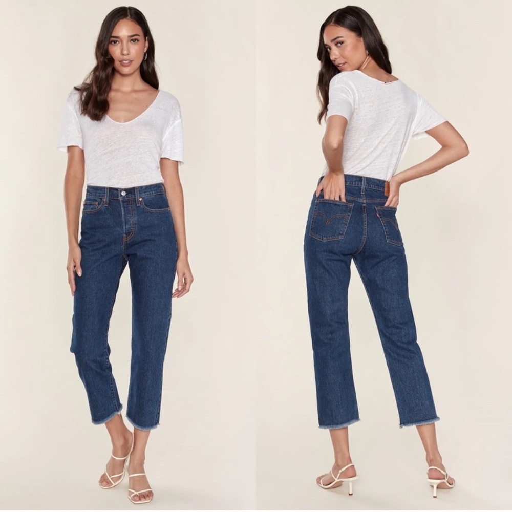 Levi's Wedgie Straight Leg High Rise Cropped Jeans Dark Wash Raw Hem NWOT 32